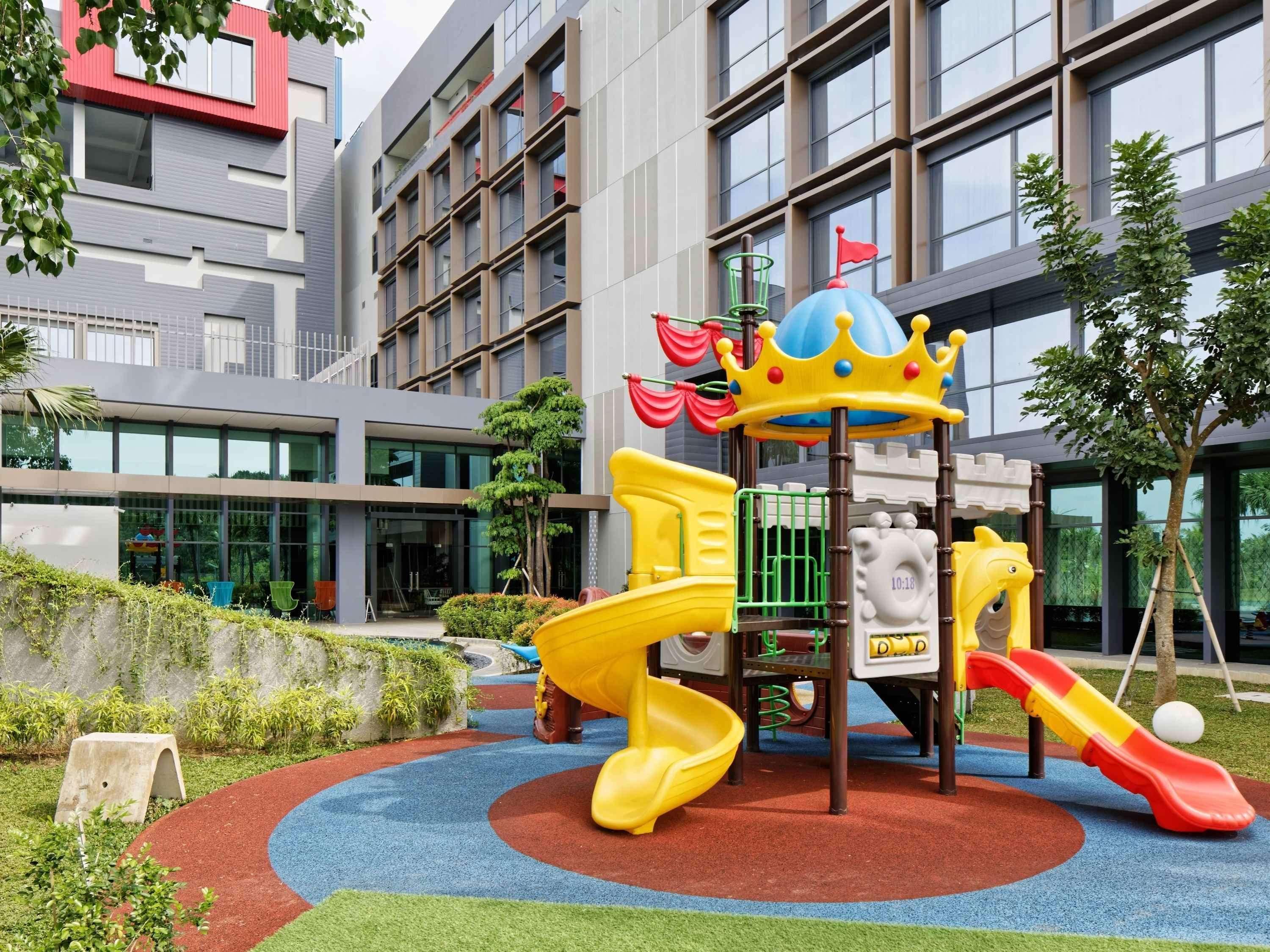 Hotel Ibis Styles Batam Nagoya Exterior foto