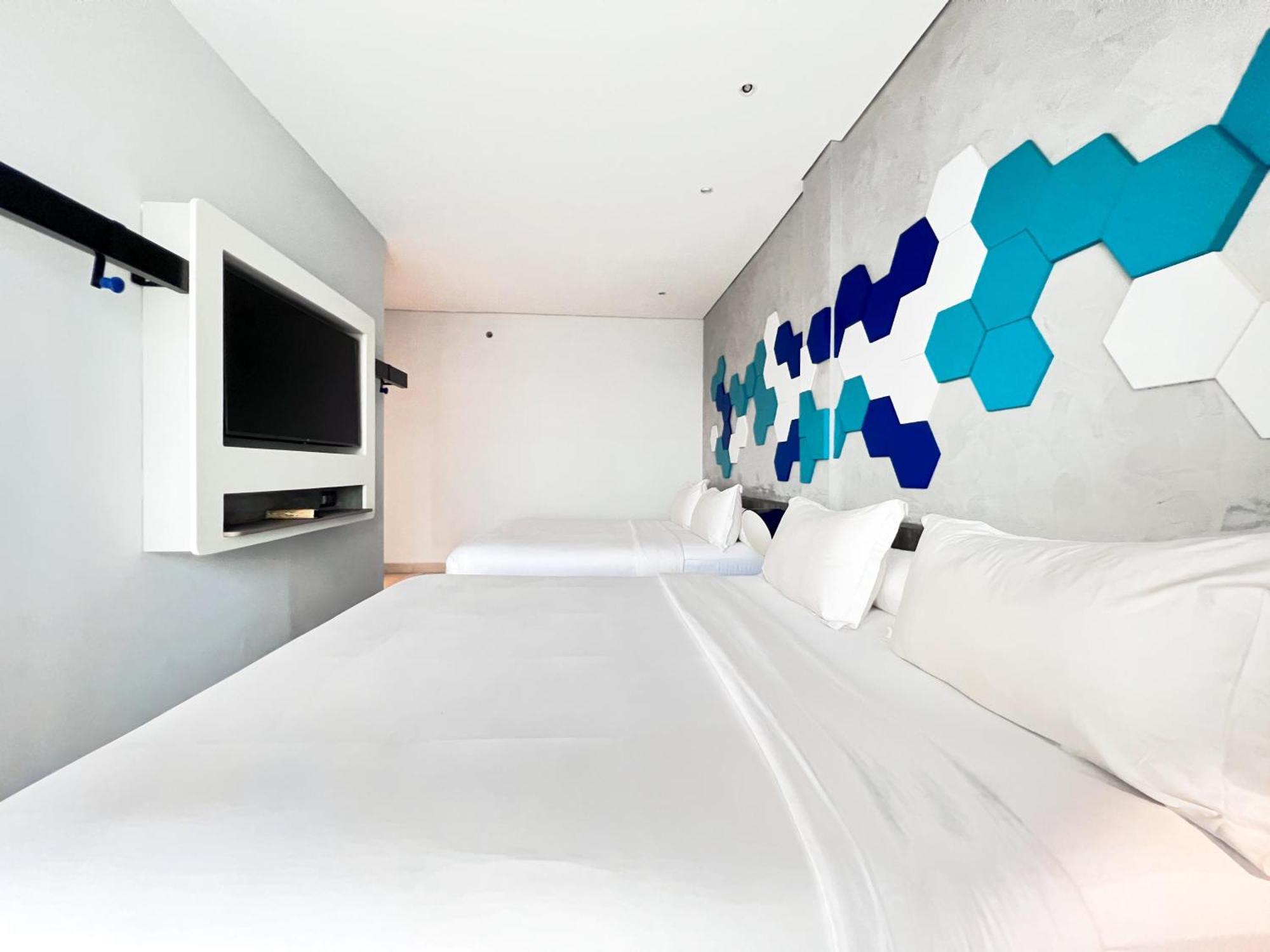 Hotel Ibis Styles Batam Nagoya Exterior foto