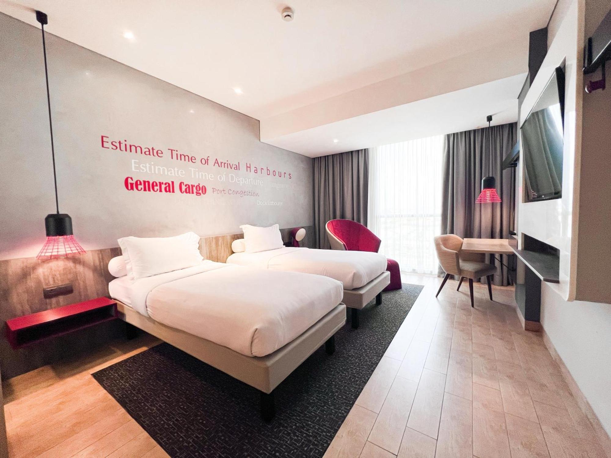 Hotel Ibis Styles Batam Nagoya Exterior foto